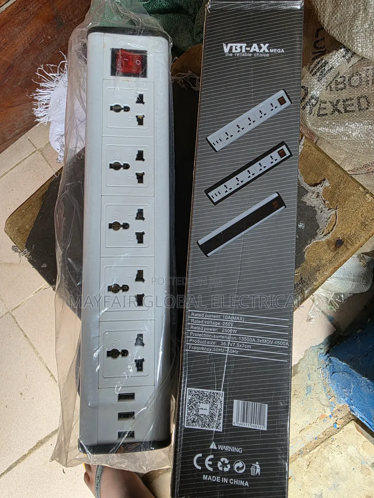 VBT-AX Mega 5-Way Extension With 3 USB Ports and a Master Power Switch