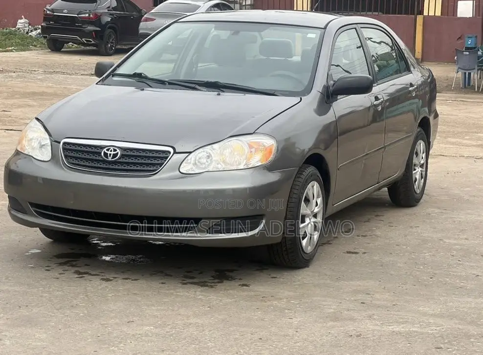 Toyota Corolla LE 2006 Gray