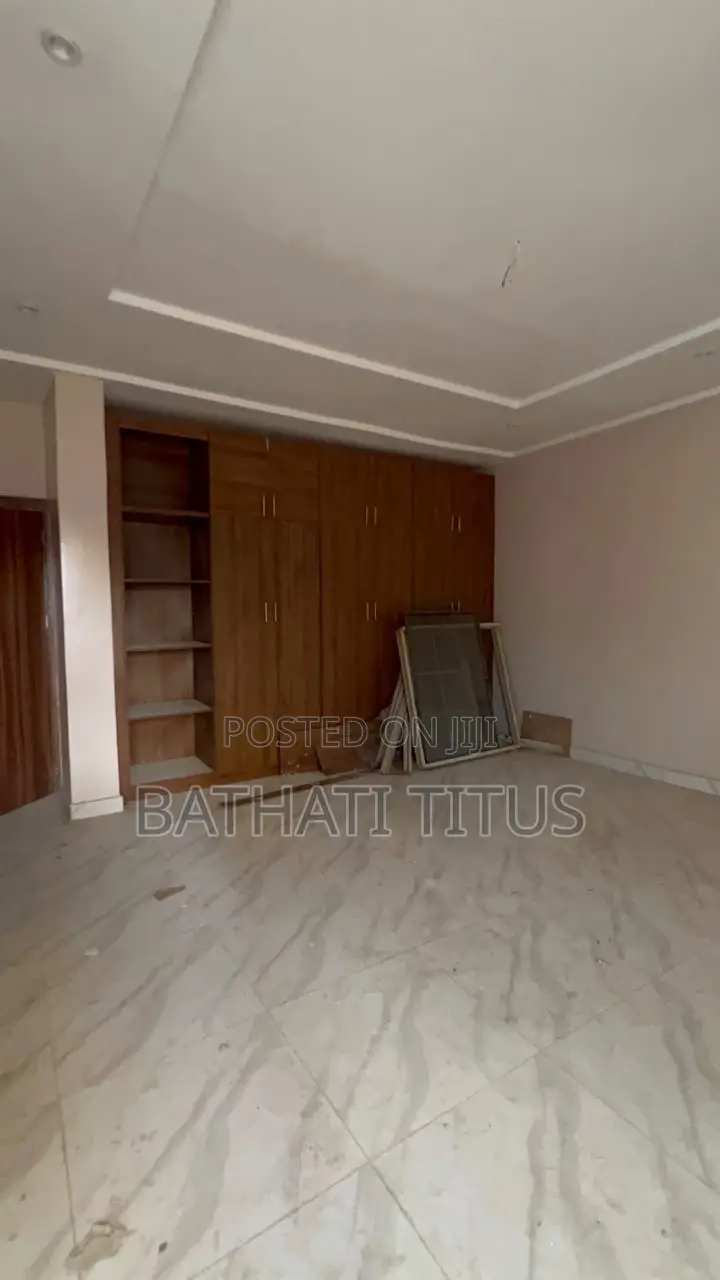 3bdrm Block of Flats in Jahi for rent