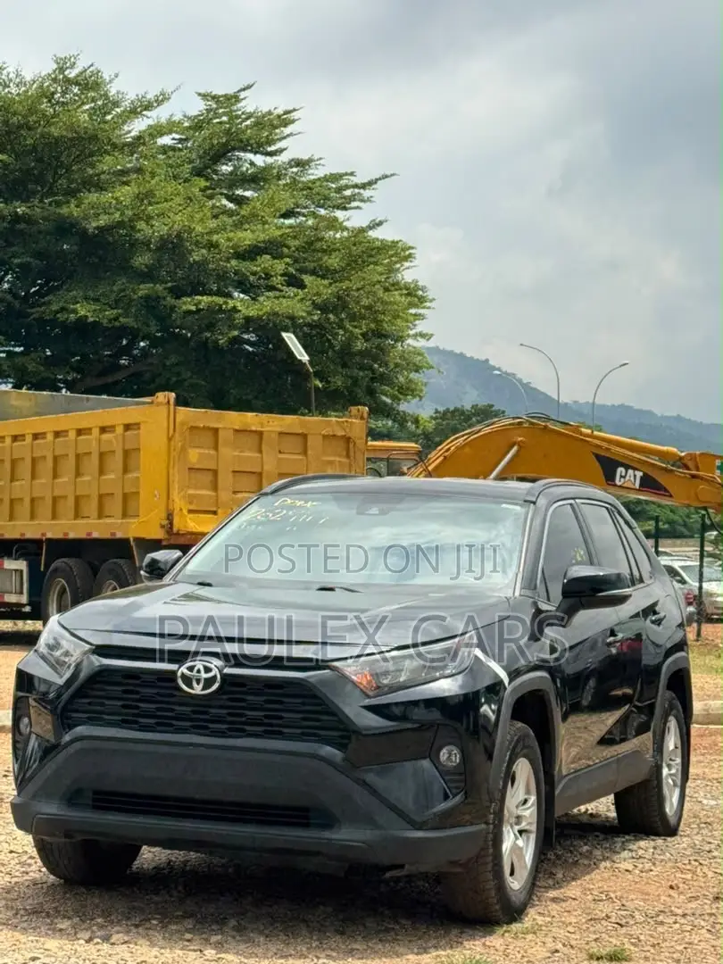 Toyota RAV4 2019 Gray