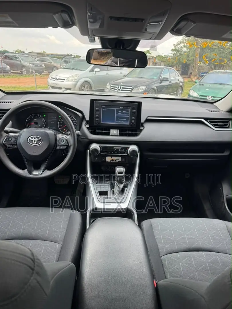 Toyota RAV4 2019 Gray