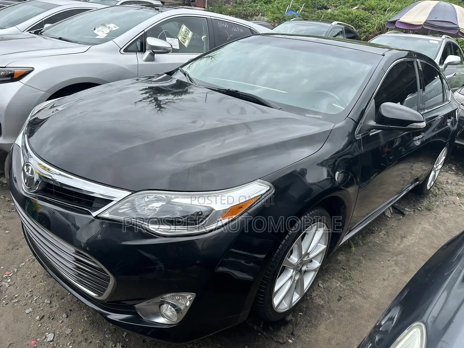 Toyota Avalon Limited Sedan FWD (3.5L 6cyl 6A) 2013 Black