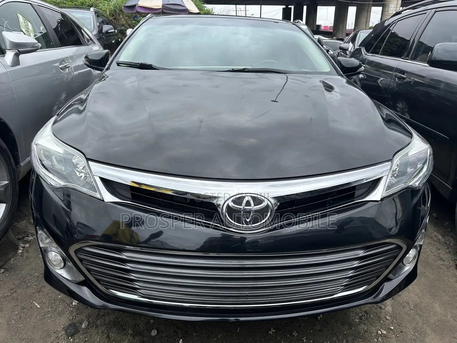 Toyota Avalon Limited Sedan FWD (3.5L 6cyl 6A) 2013 Black