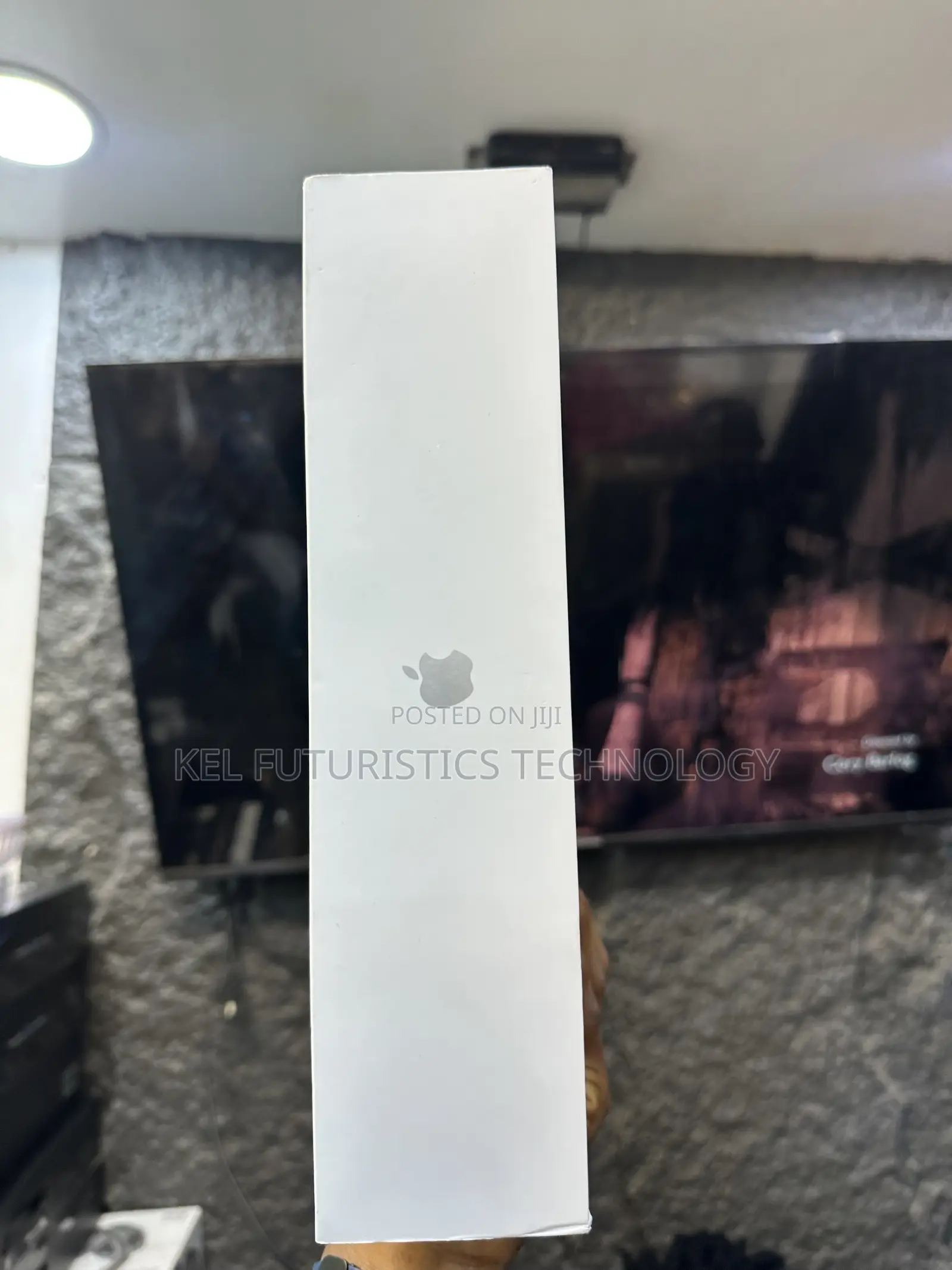 New Laptop Apple MacBook Pro 2025 M5 16GB Apple M5 SSD 1T