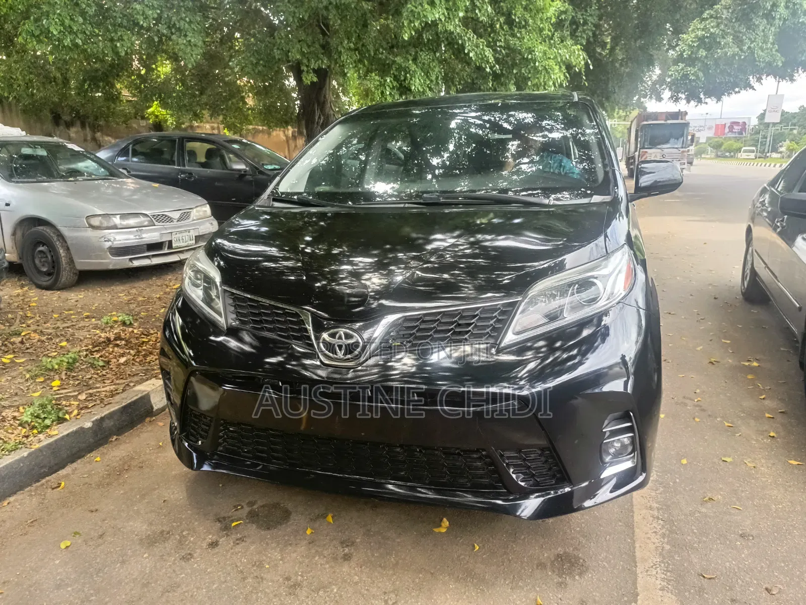 Toyota Sienna 2016 Black