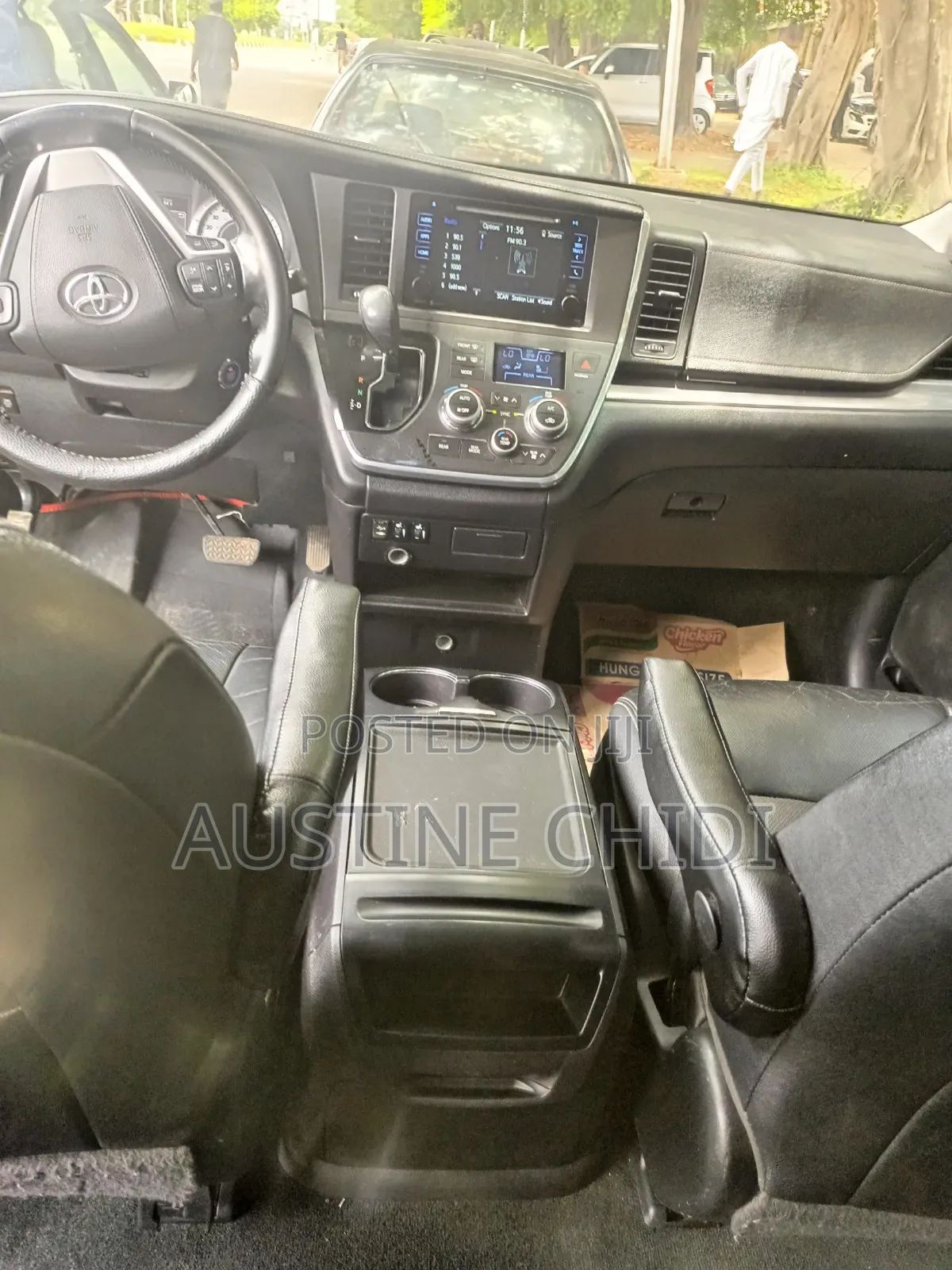 Toyota Sienna 2016 Black