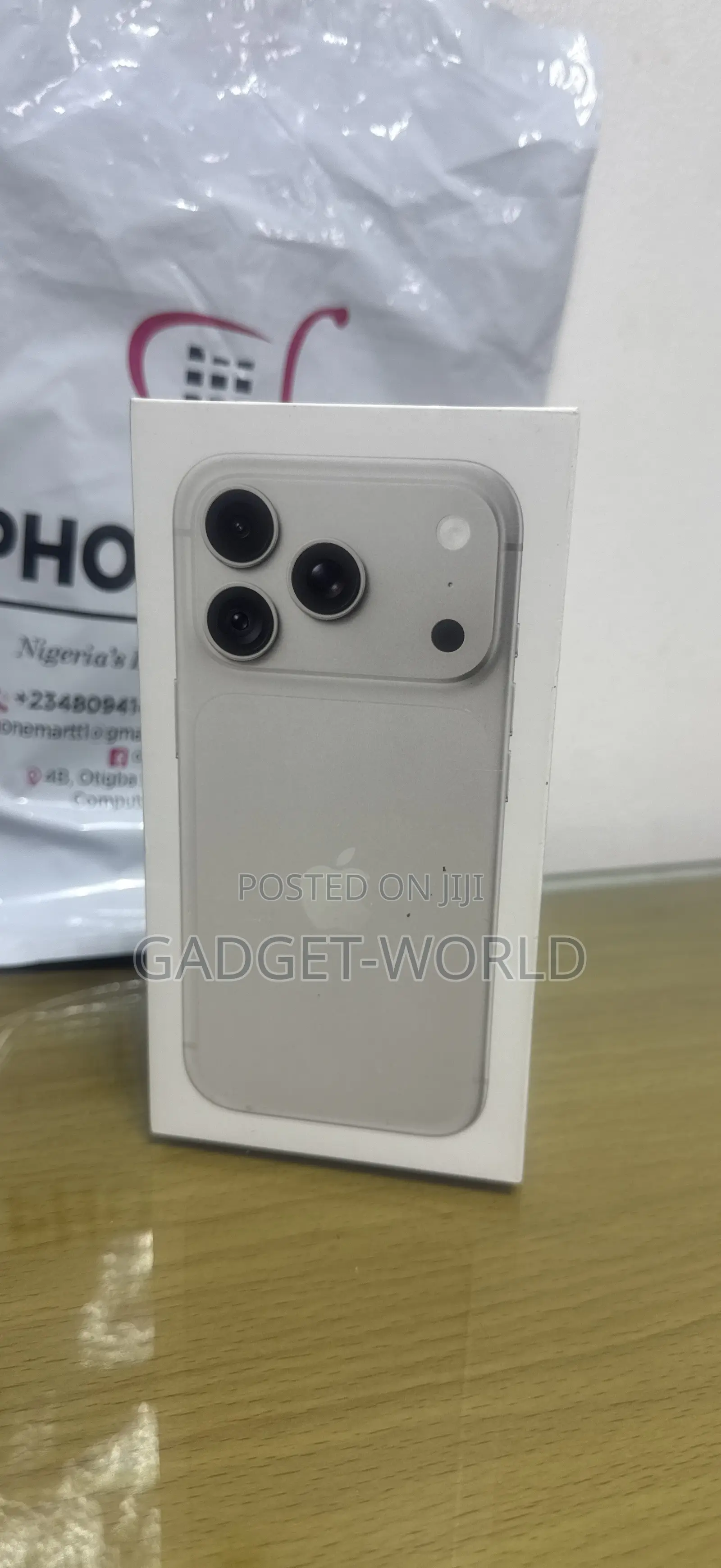 New Apple iPhone 18 Pro 1 TB Silver