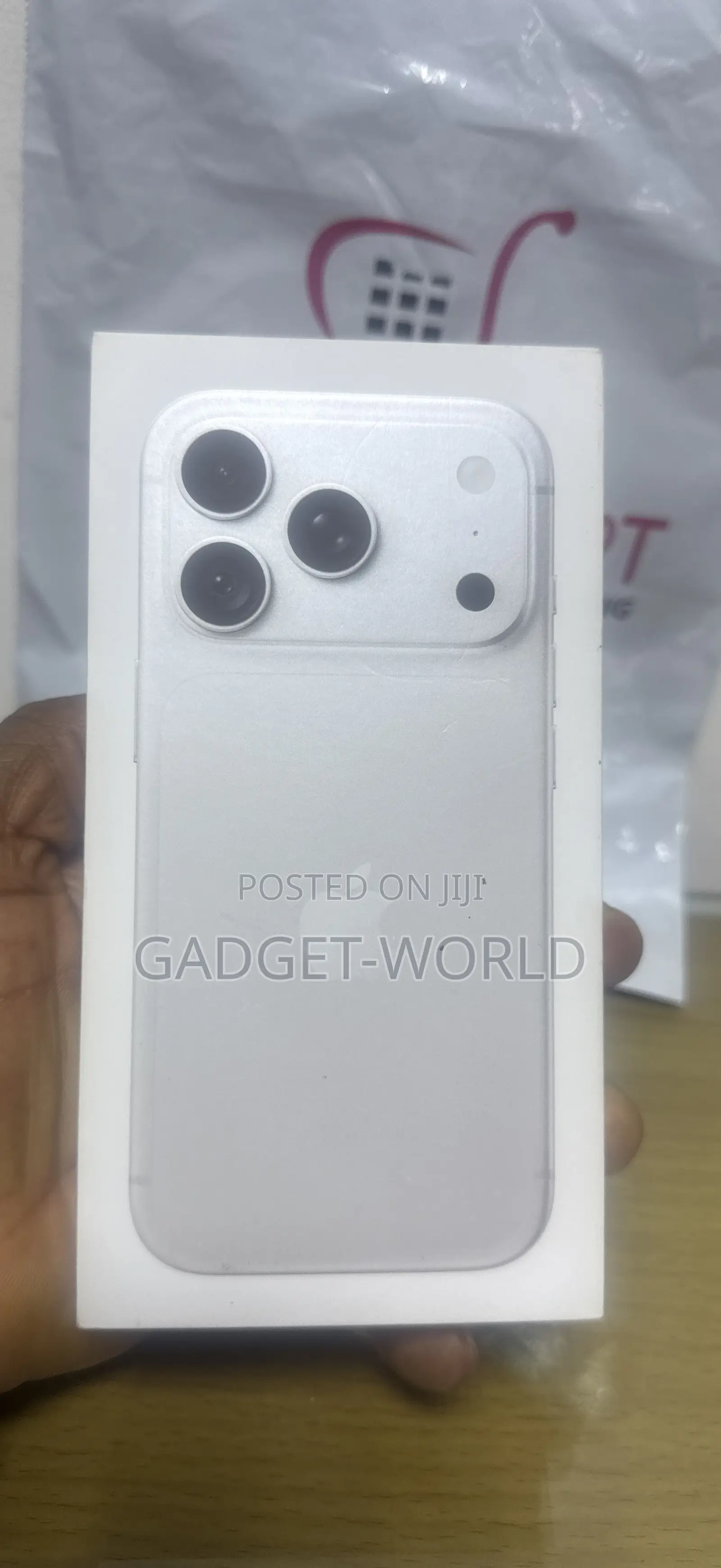 New Apple iPhone 18 Pro Max 256 GB Silver