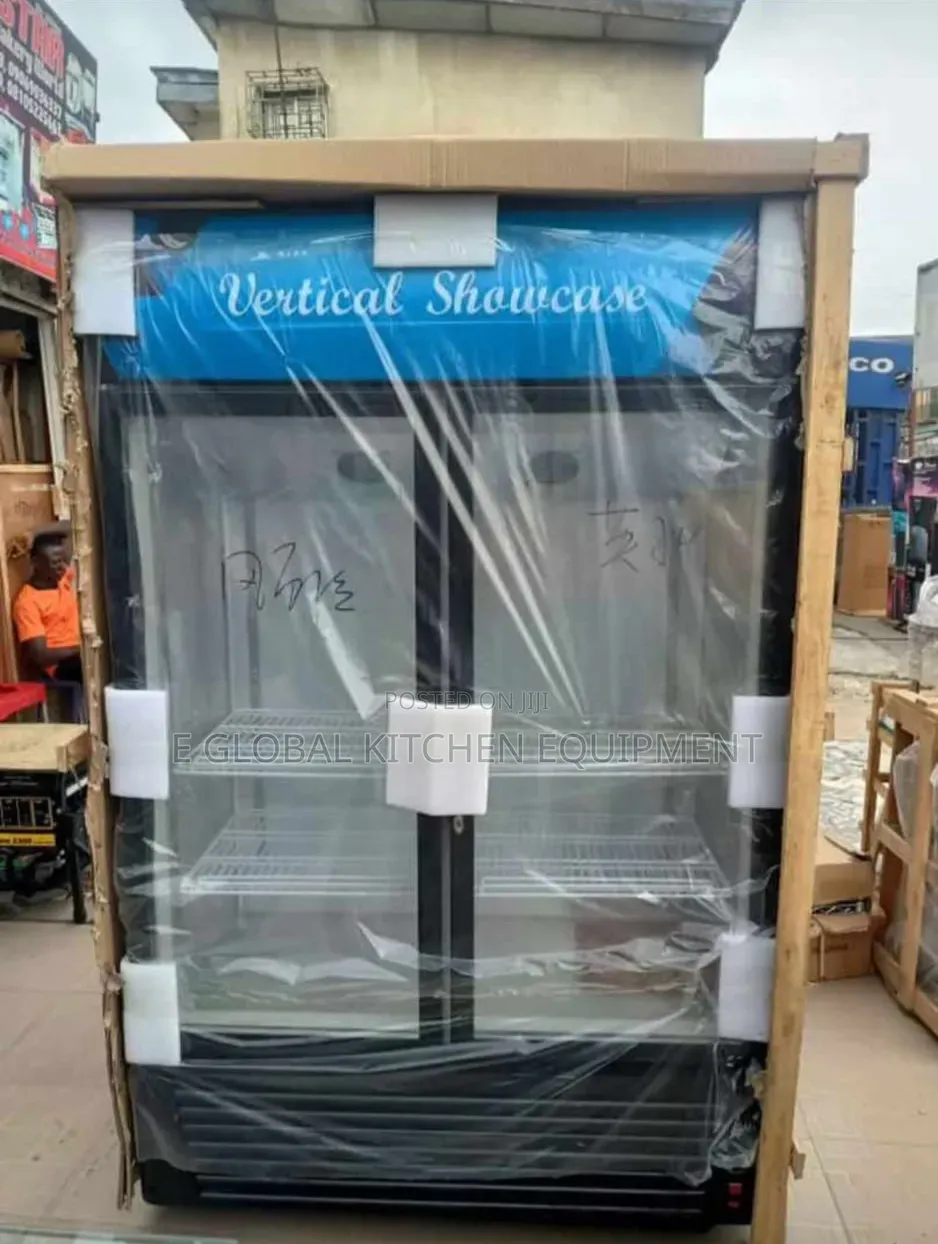 Vertical Displays Chiller Three Doors