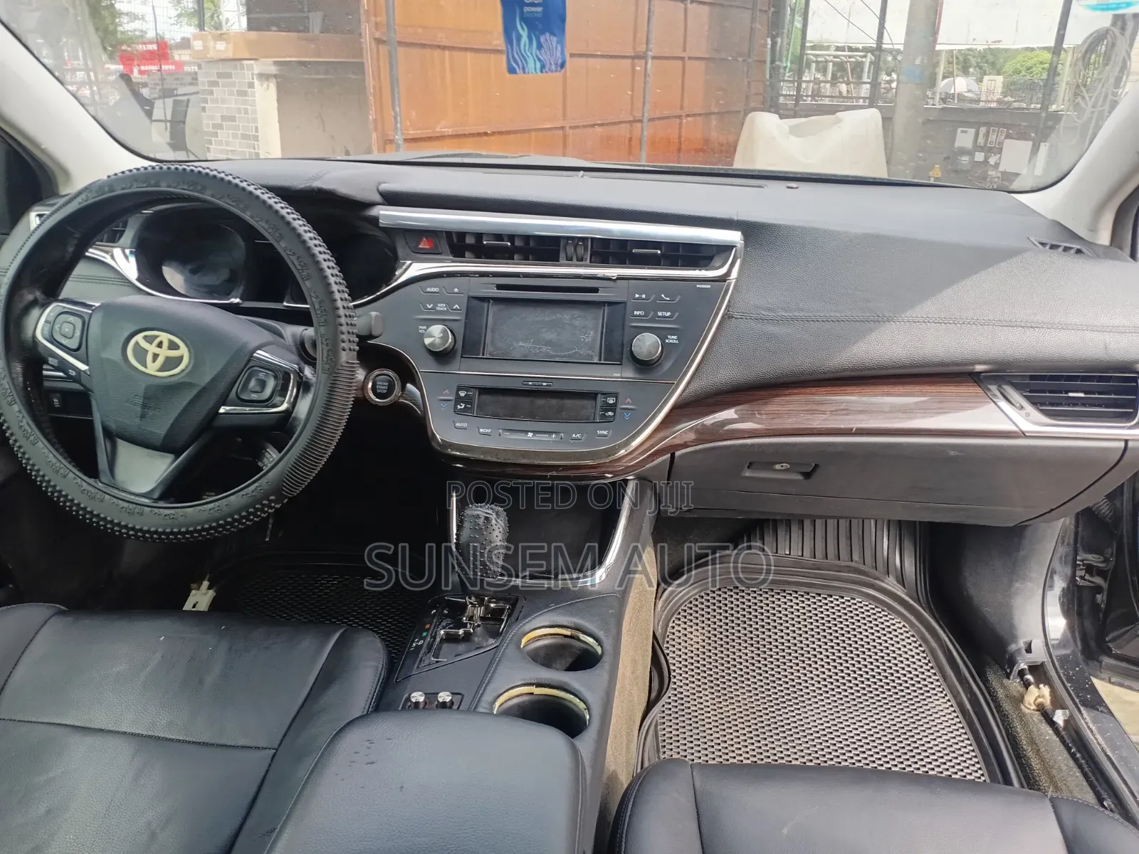 Toyota Avalon XLE 4dr Sedan (3.5L 6cyl 6A) 2014 Black