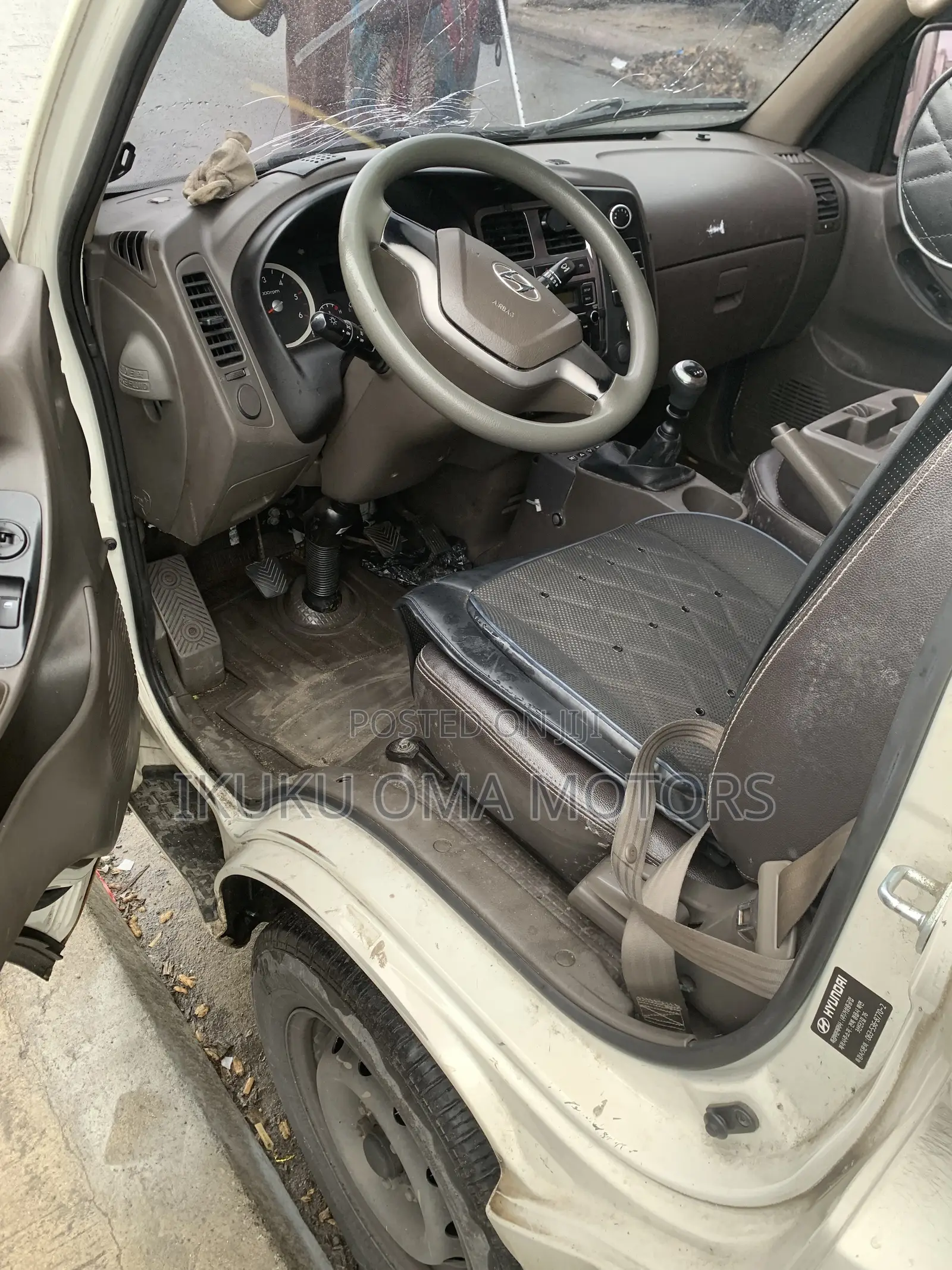 Hyundai Chorus 2005 White