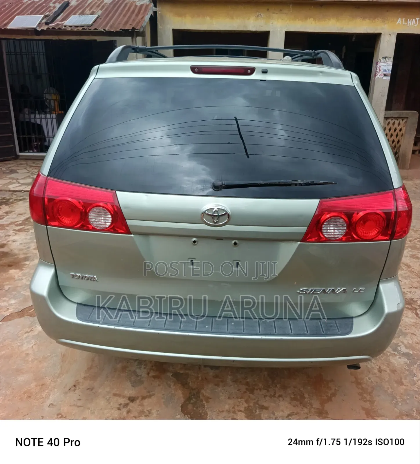 Toyota Sienna 2008 Orange