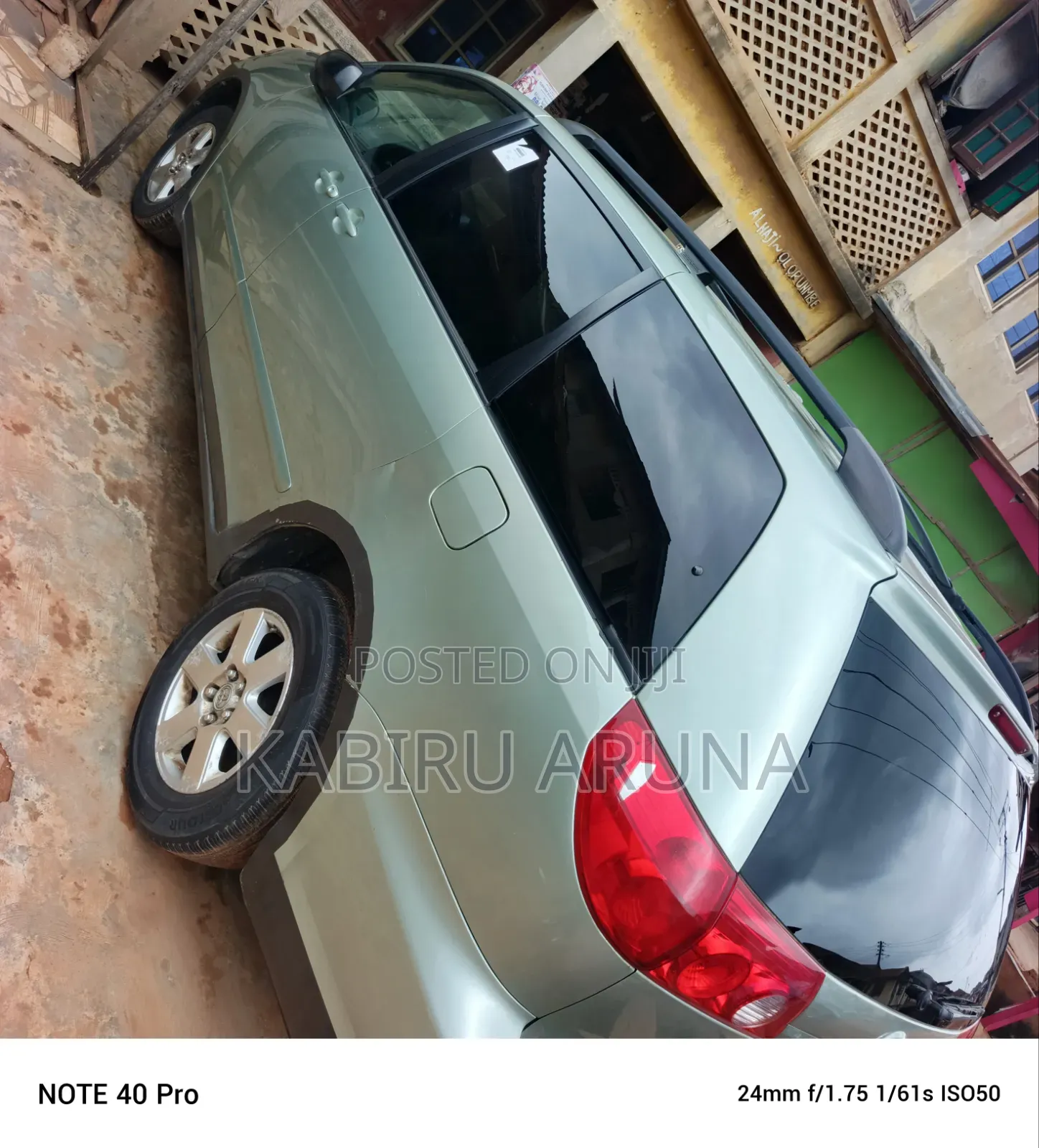 Toyota Sienna 2008 Orange