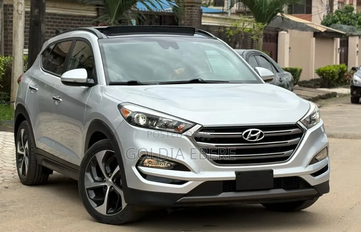 Hyundai Tucson 2016 Silver