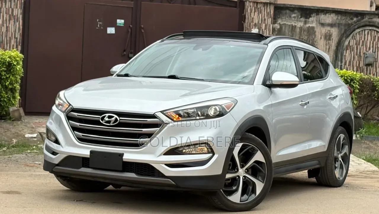 Hyundai Tucson 2016 Silver