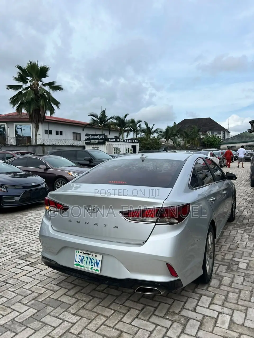 Hyundai Sonata Limited Sedan FWD (2.4L 4cyl 6A) 2017 Silver