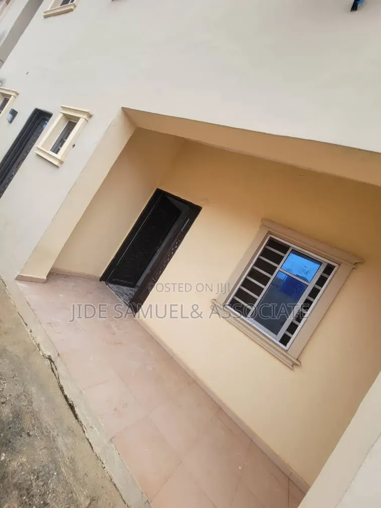 Furnished Mini Flat in Ayobo for rent