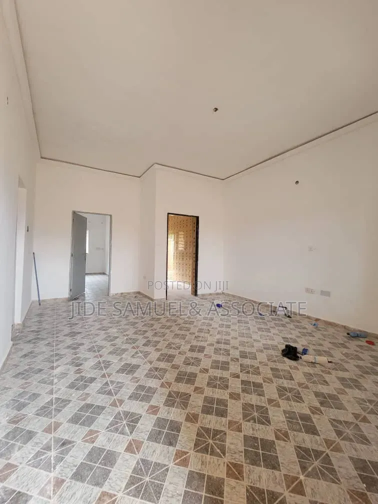Furnished Mini Flat in Ayobo for rent