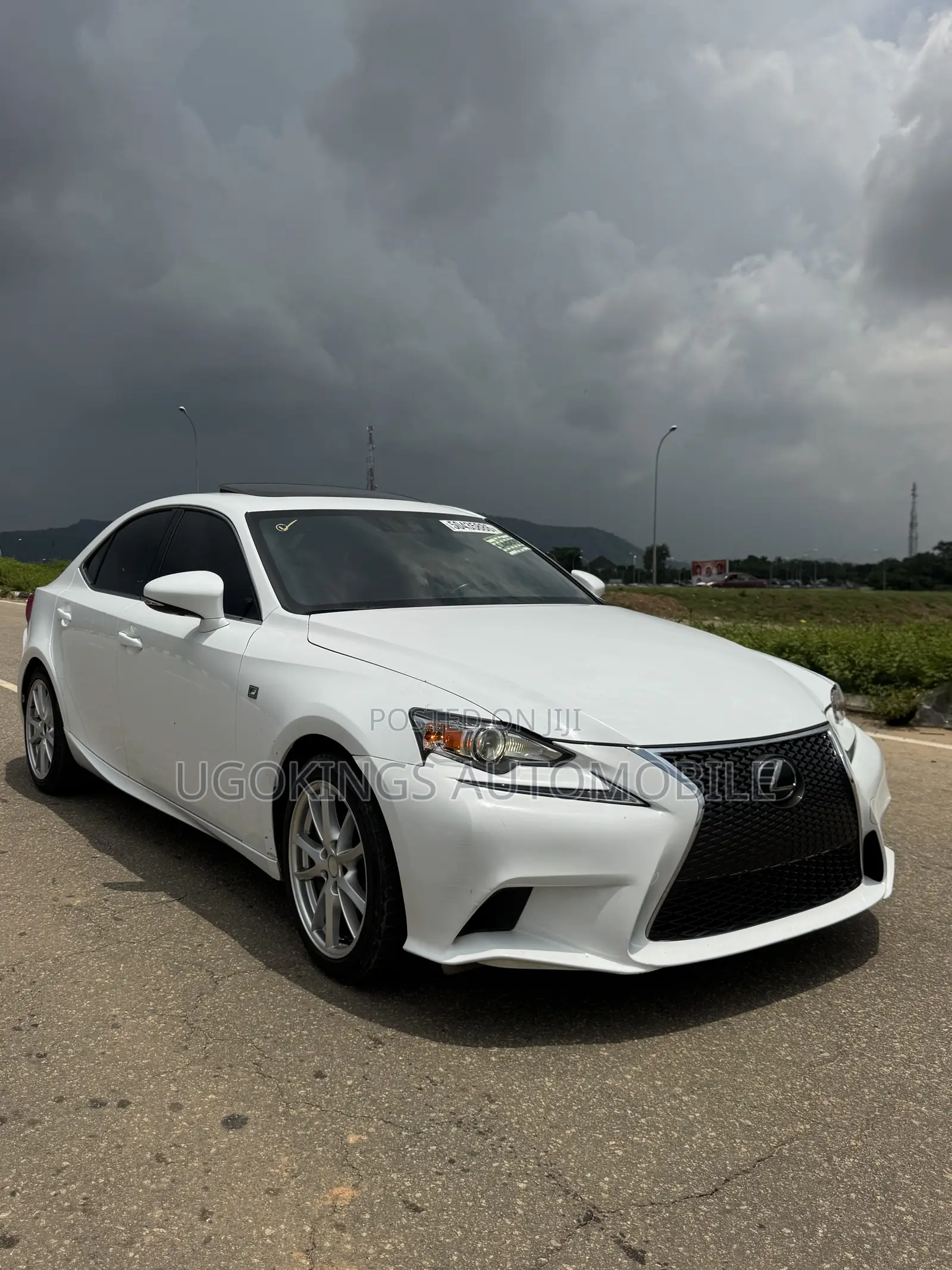 Lexus IS 300 AWD 2016 White