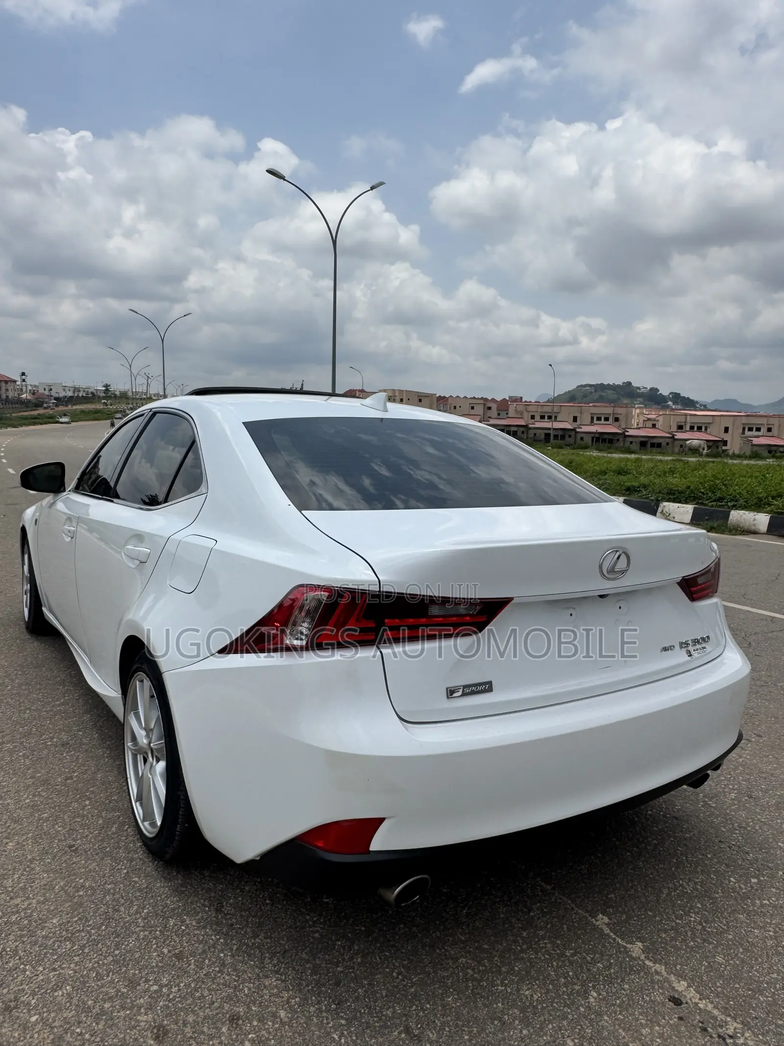 Lexus IS 300 AWD 2016 White