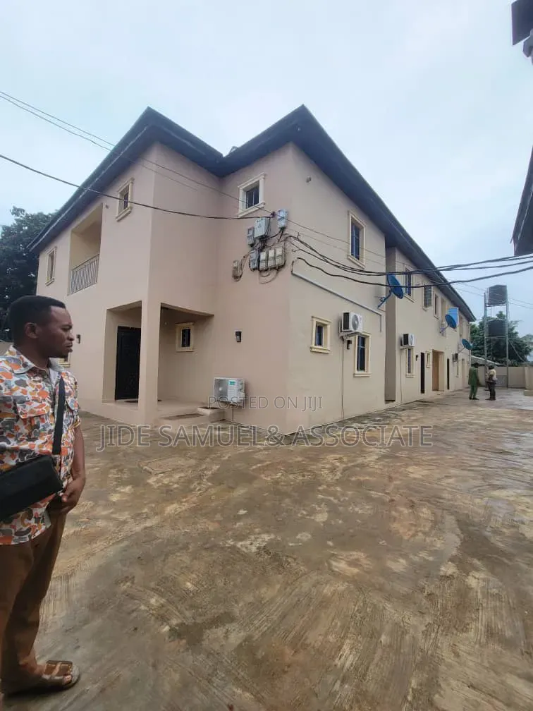 Furnished 3bdrm Block of Flats in Ayobo for rent