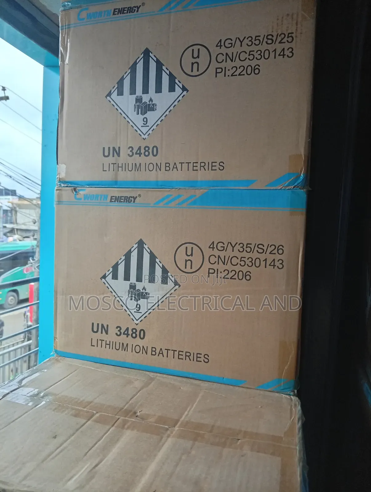Quality 2.5kwh /12volts Cworth Lithium Ion Solar Batteries