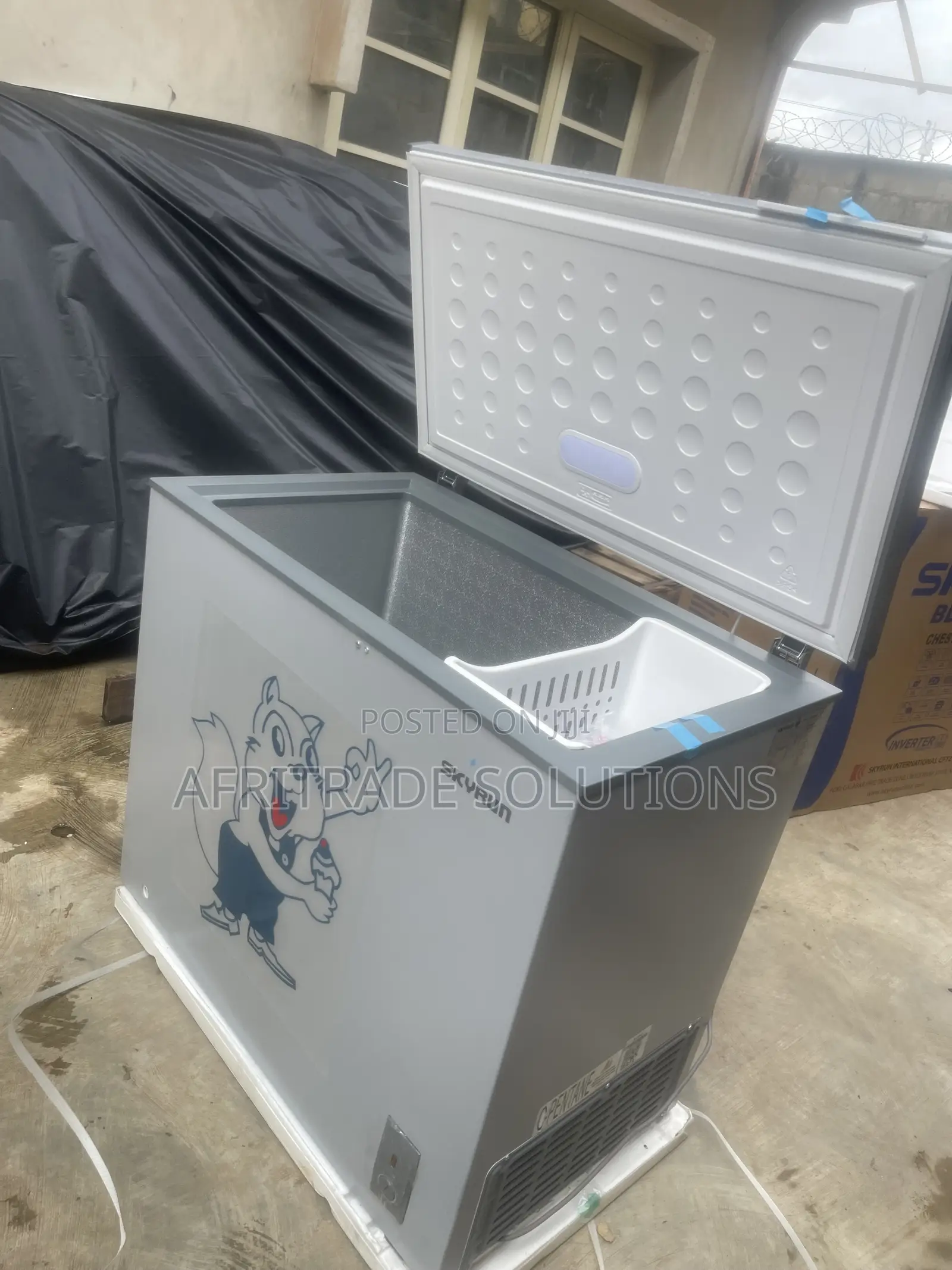 Skyrun 250L Inverter Freezer – Cold Storage Made Simple