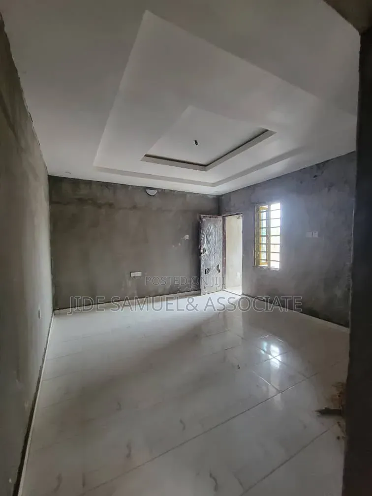 Furnished Mini Flat in Ayobo for rent