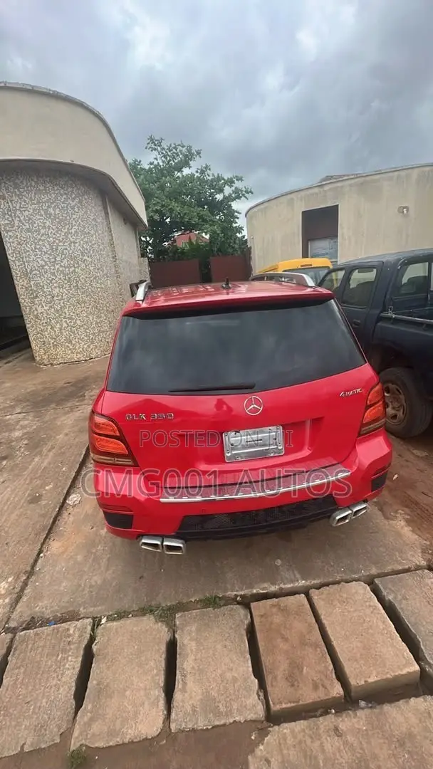 Mercedes-Benz GLK-Class 2010 Red