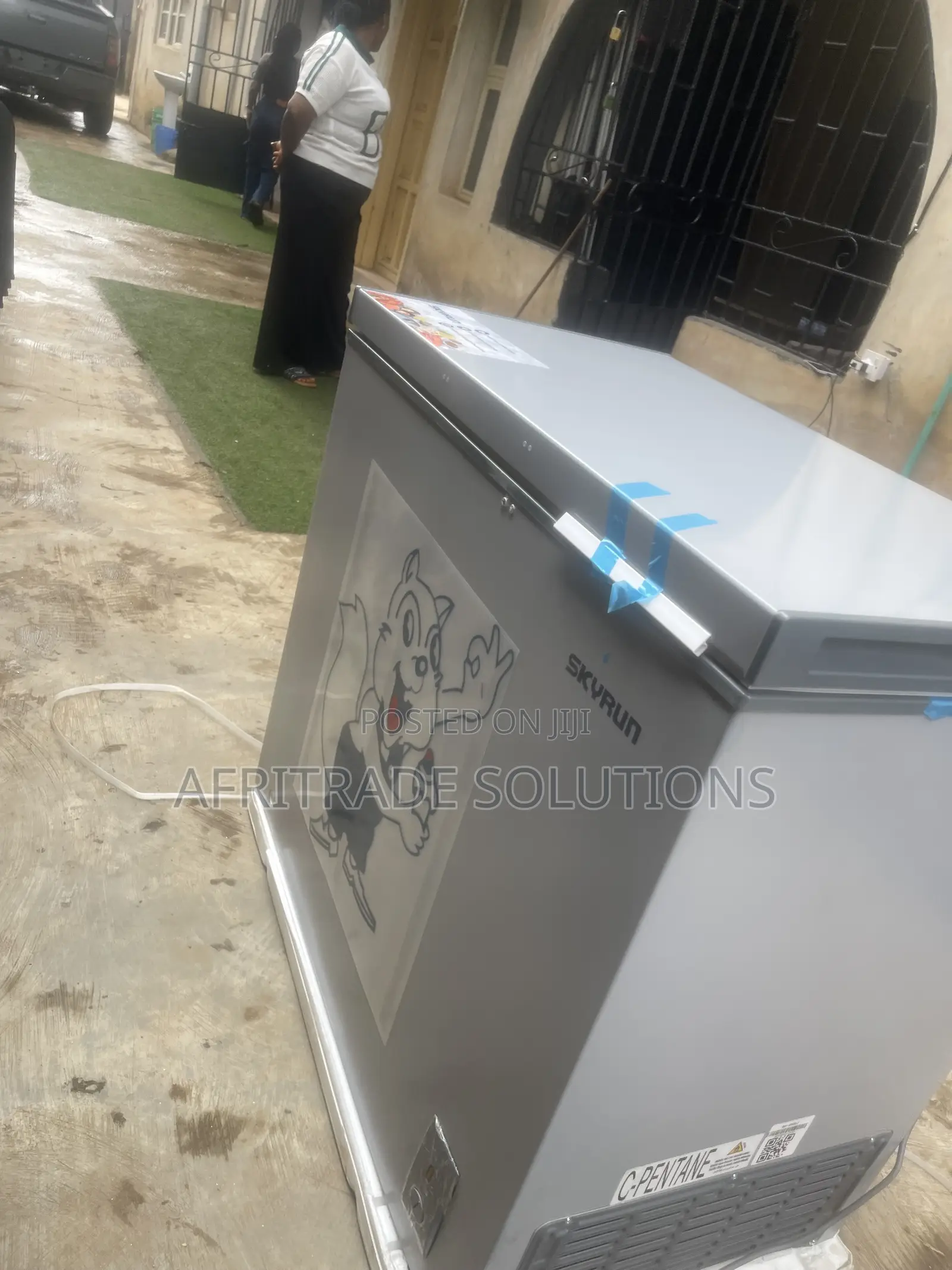 Skyrun 250L Inverter Deep Freezer – Freeze With Confidence