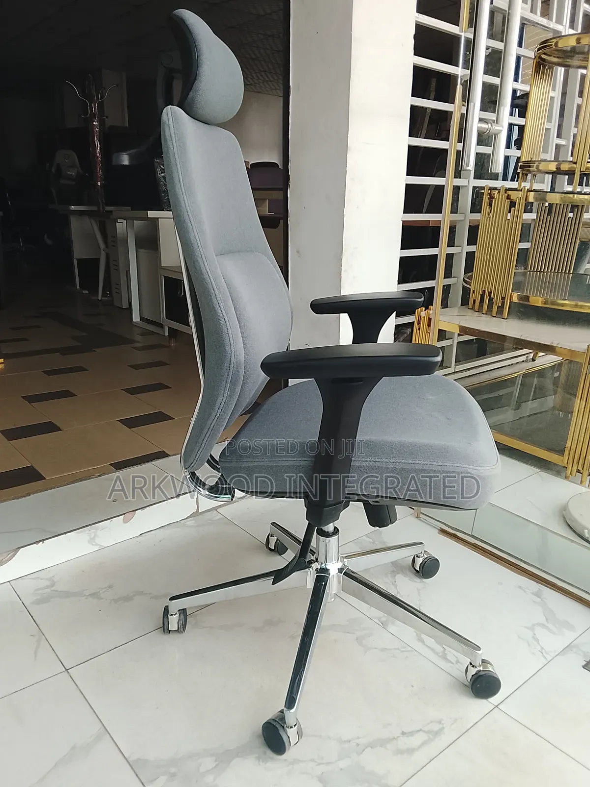 High Cushion Ergonomic Office Chair