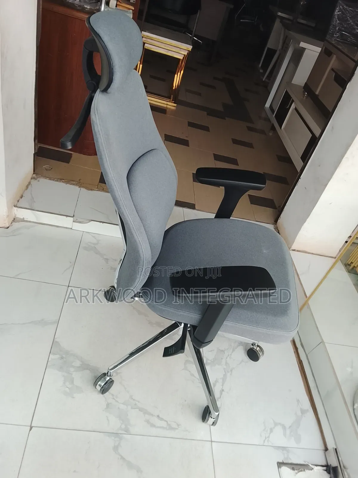 High Cushion Ergonomic Office Chair