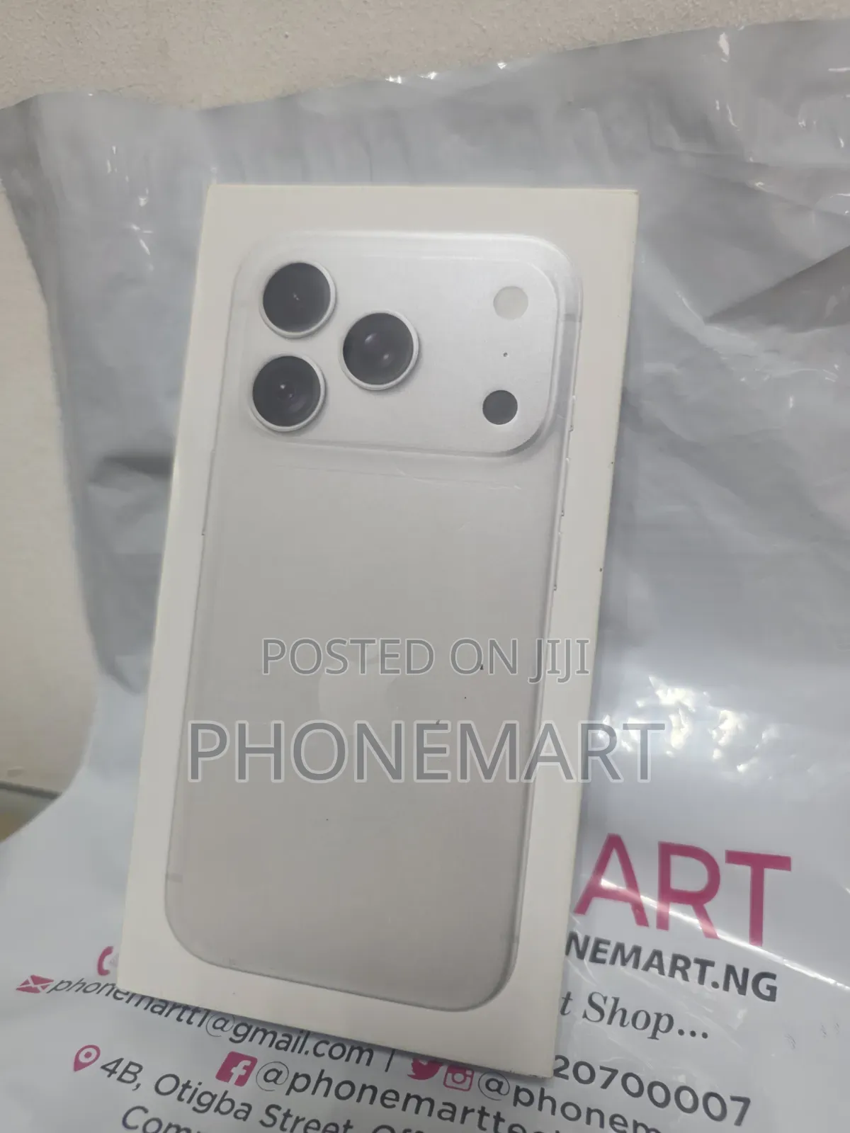 New Apple iPhone 18 Pro Max 1 TB Silver