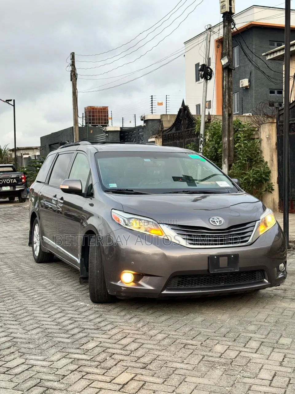 Toyota Sienna 2015 Gray