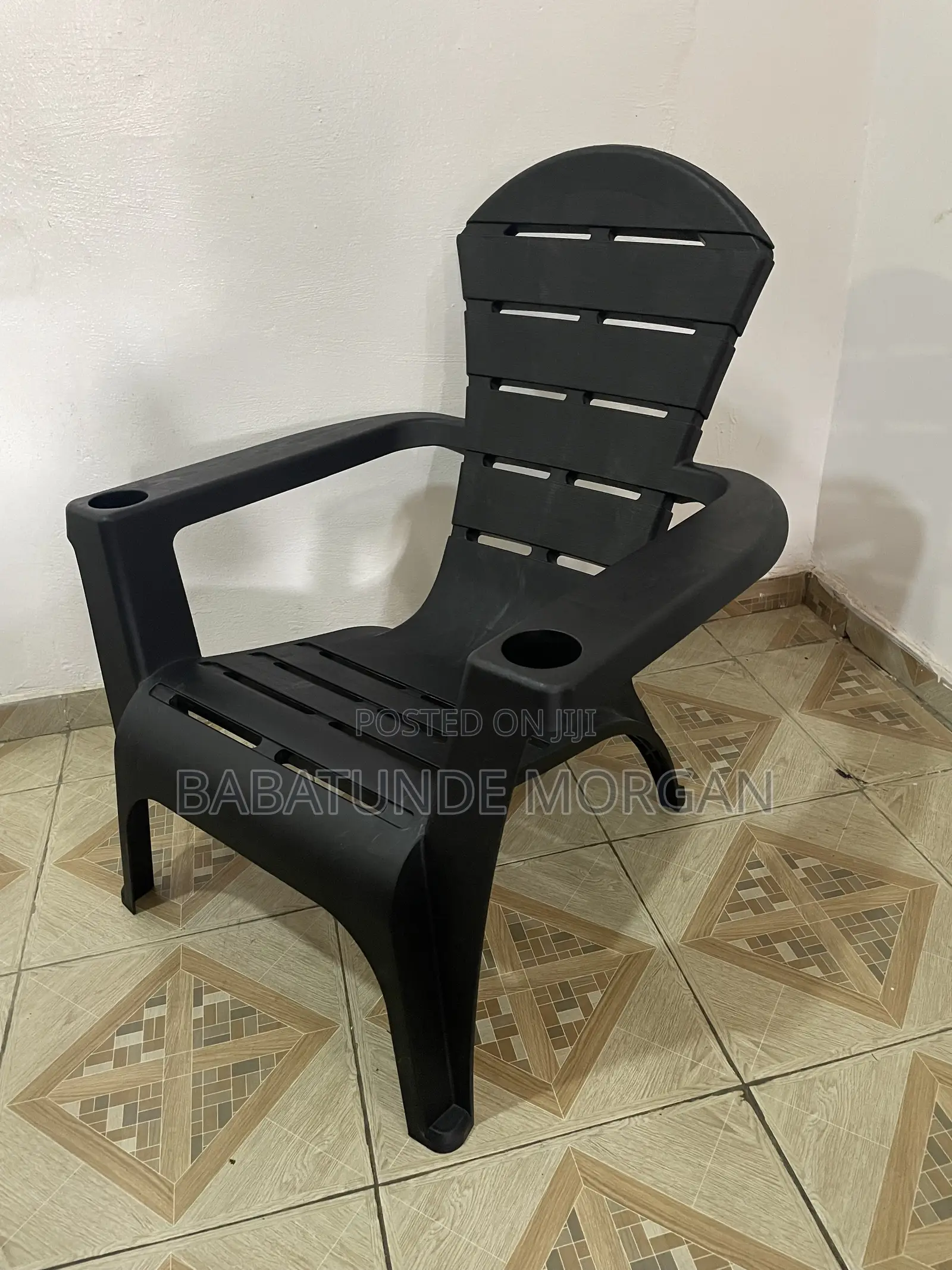 Plastic Relax Chair With Tray Phone Stand