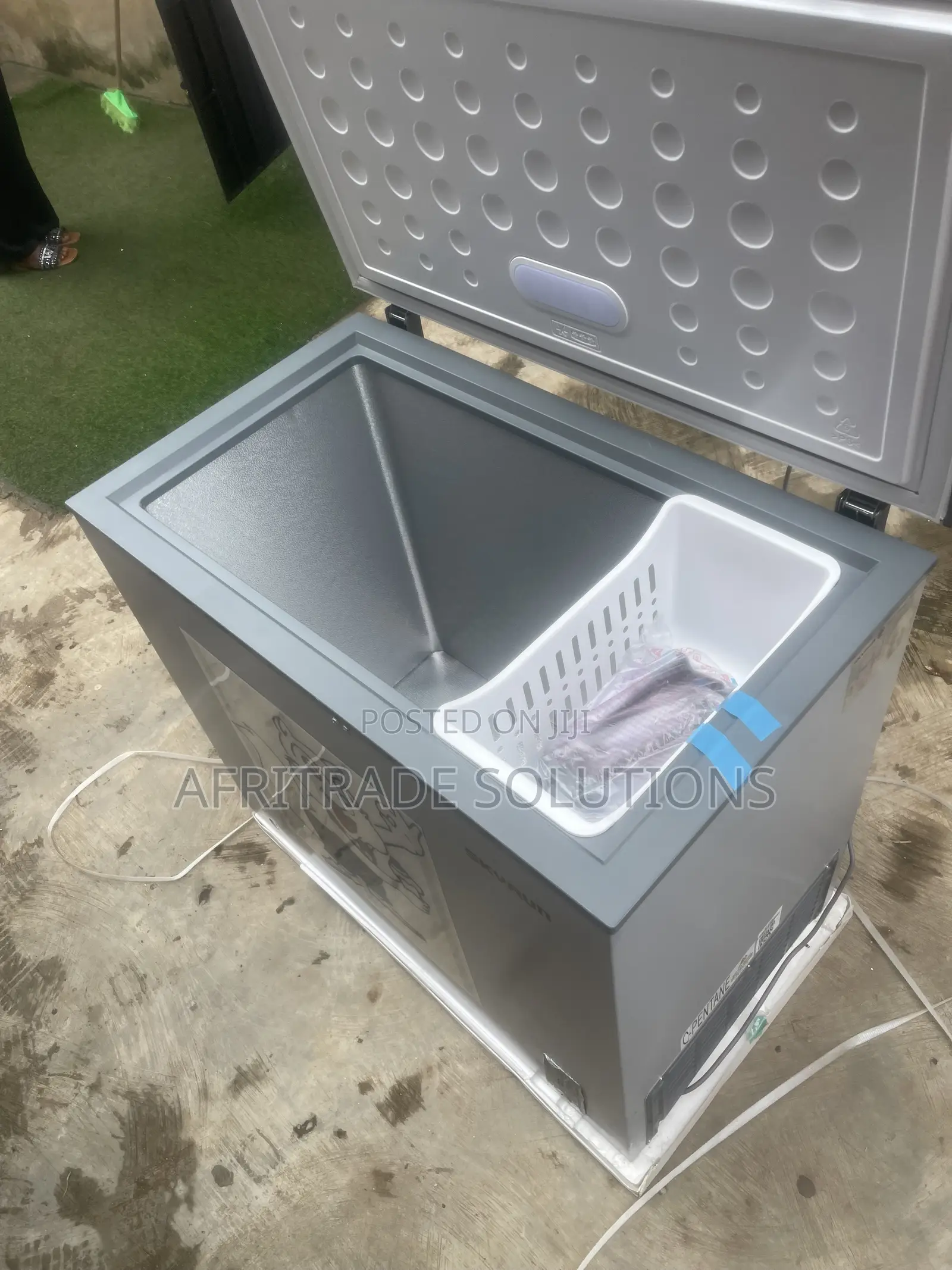 Skyrun 250L Inverter Deep Freezer – Keep Food Fresh