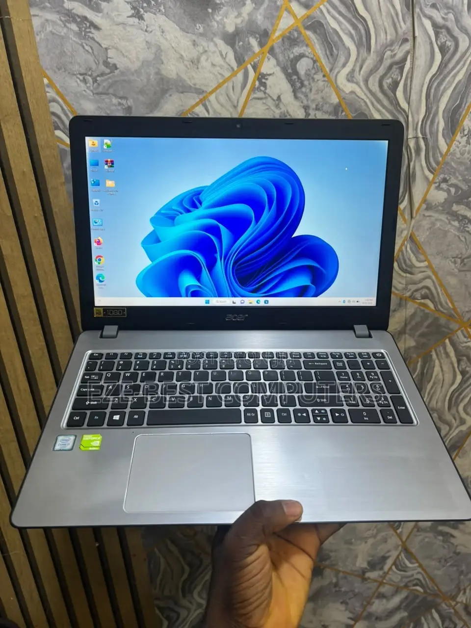 Laptop Acer Aspire F5-573 8GB Intel Core i7 SSD 128GB