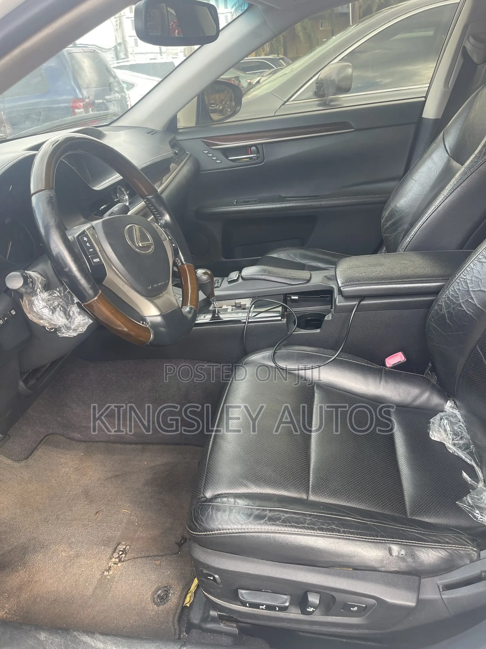 Lexus ES 350 FWD 2014 White