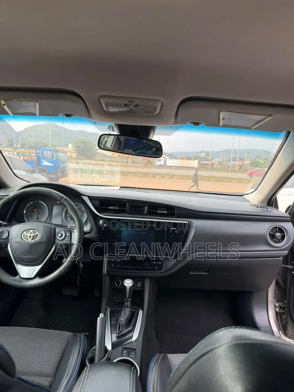 Toyota Corolla 2017 Gray