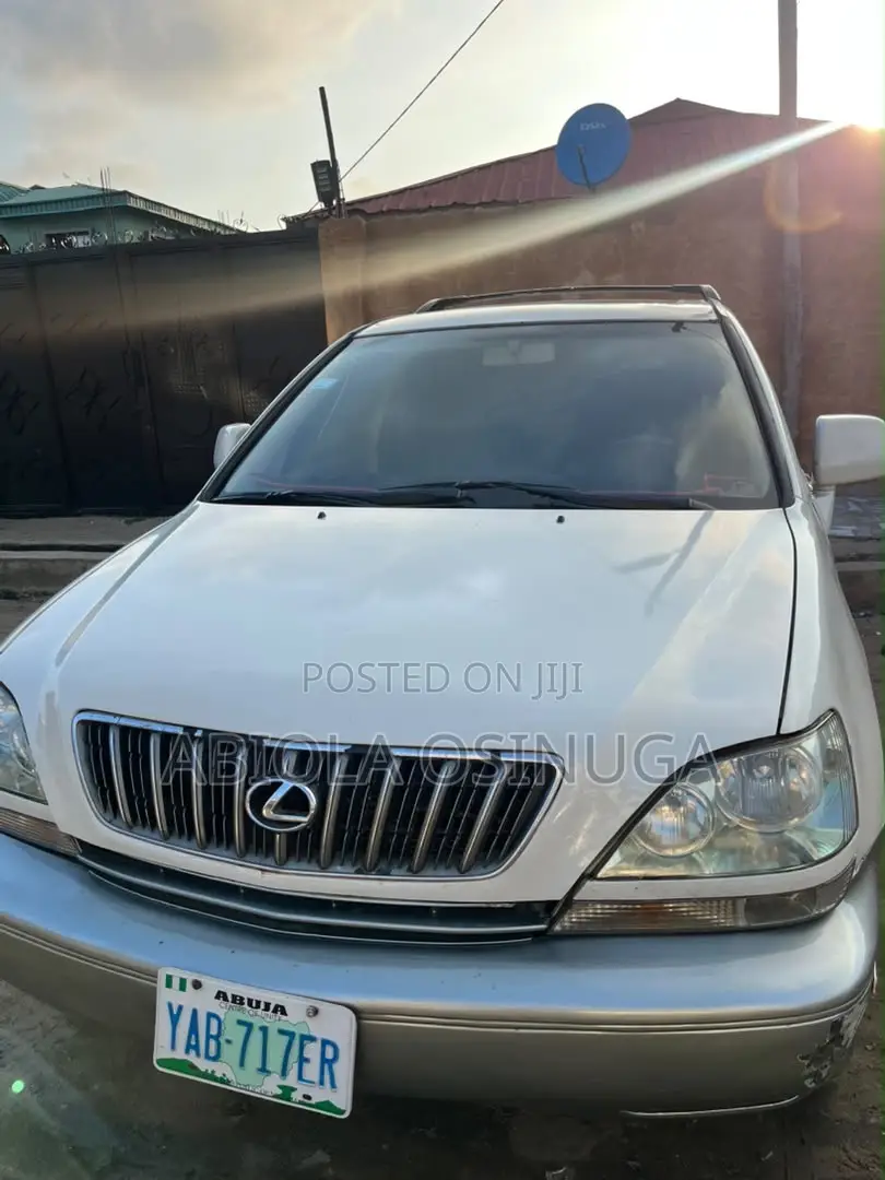 Lexus RX 2002 White