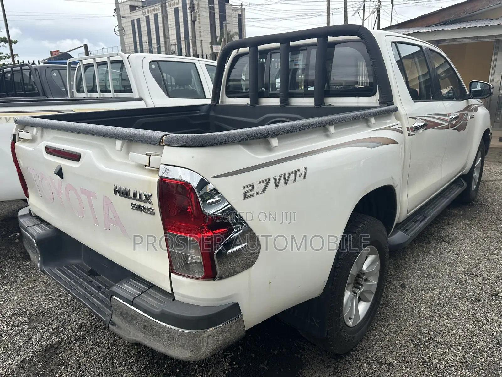 Toyota Hilux SR5 4x4 2016 White