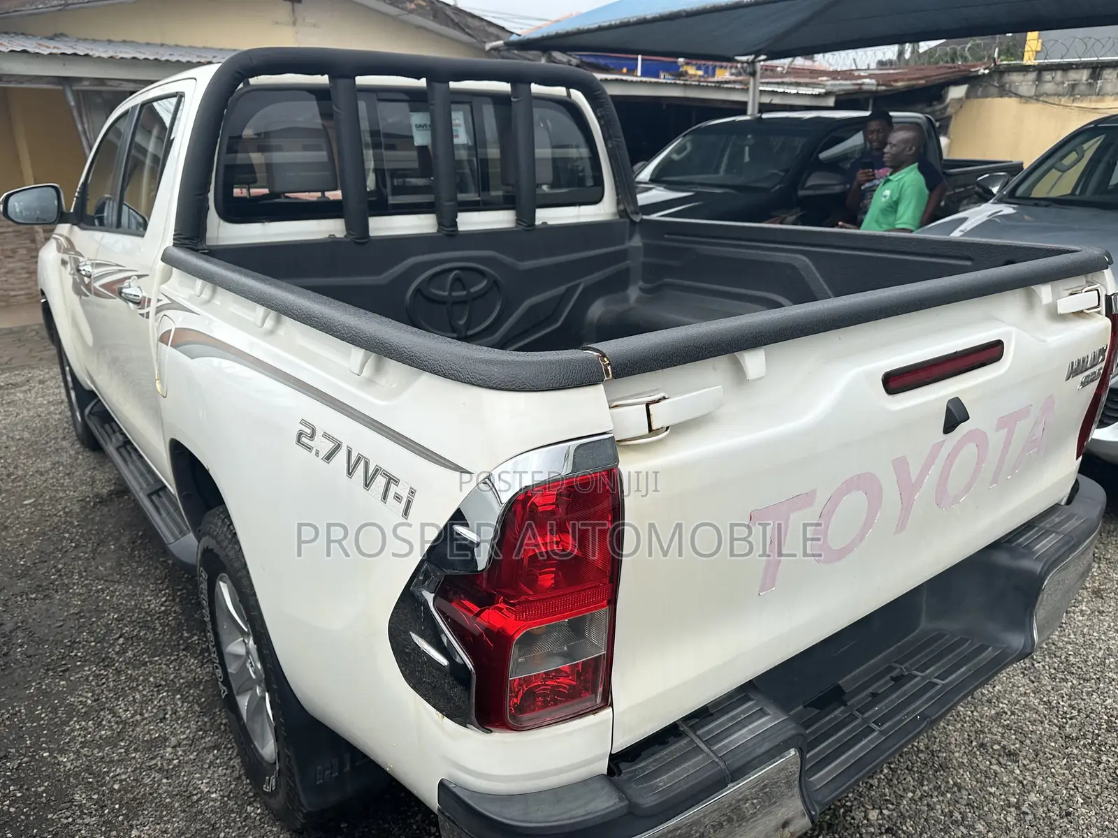 Toyota Hilux SR5 4x4 2016 White