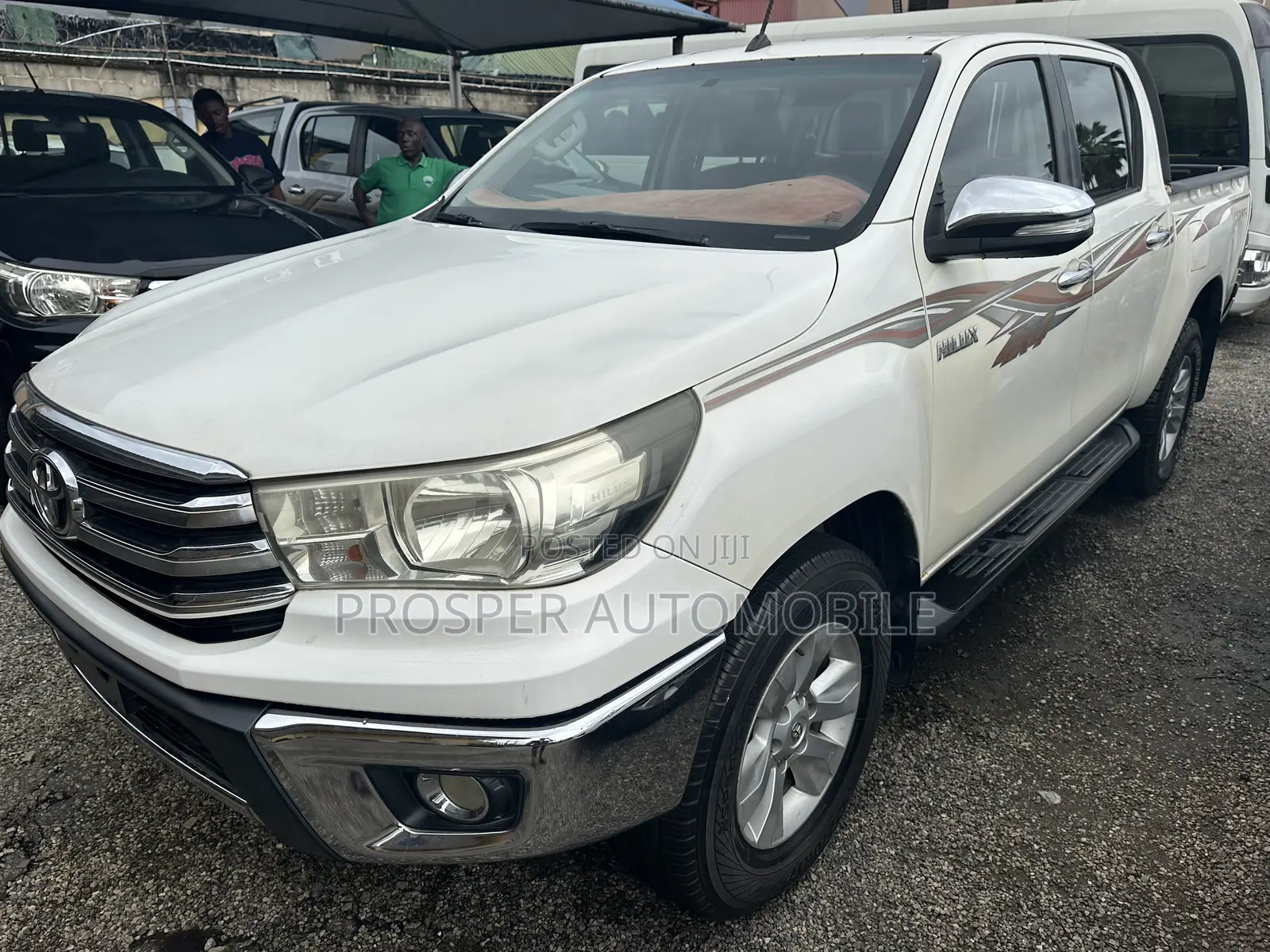 Toyota Hilux SR5 4x4 2016 White