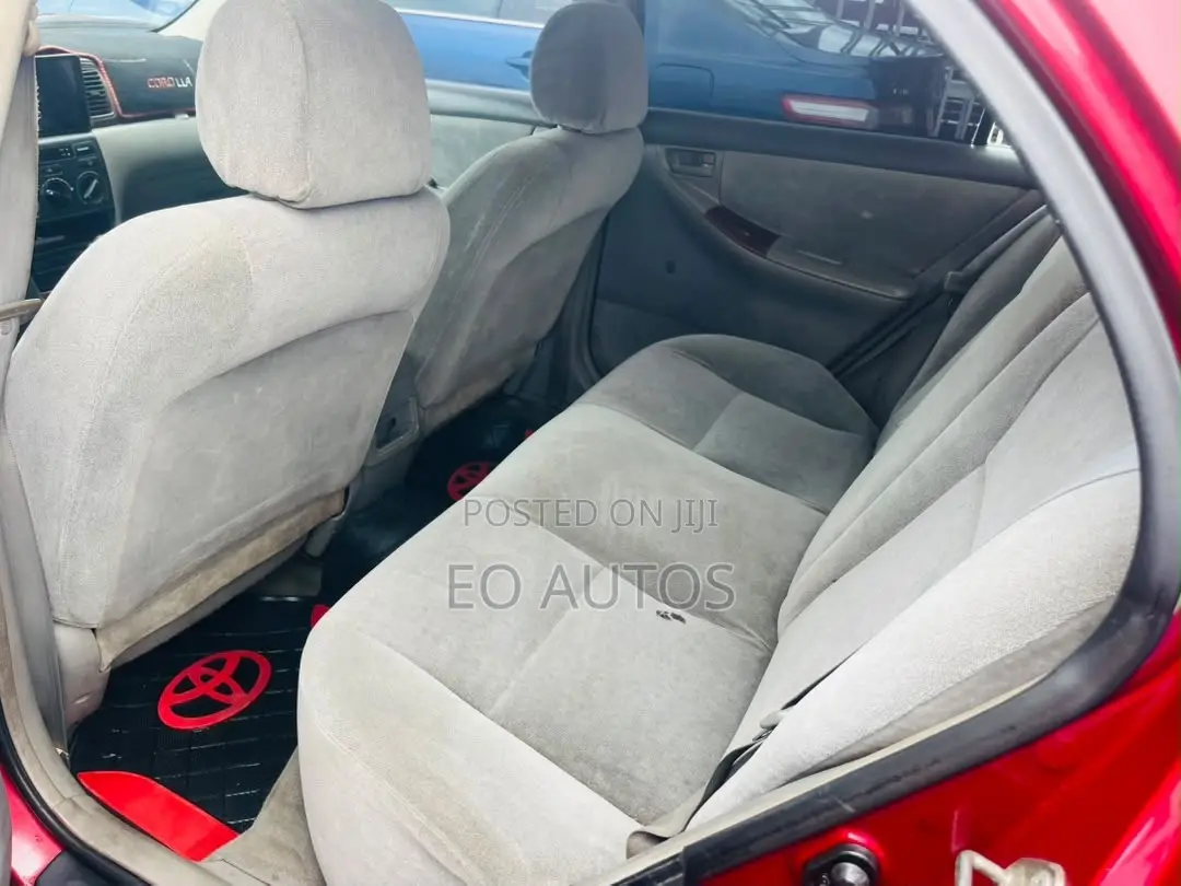 Toyota Corolla 2004 Red