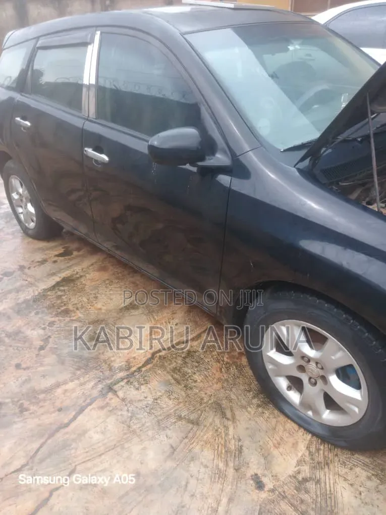 Toyota Matrix 2005 Black