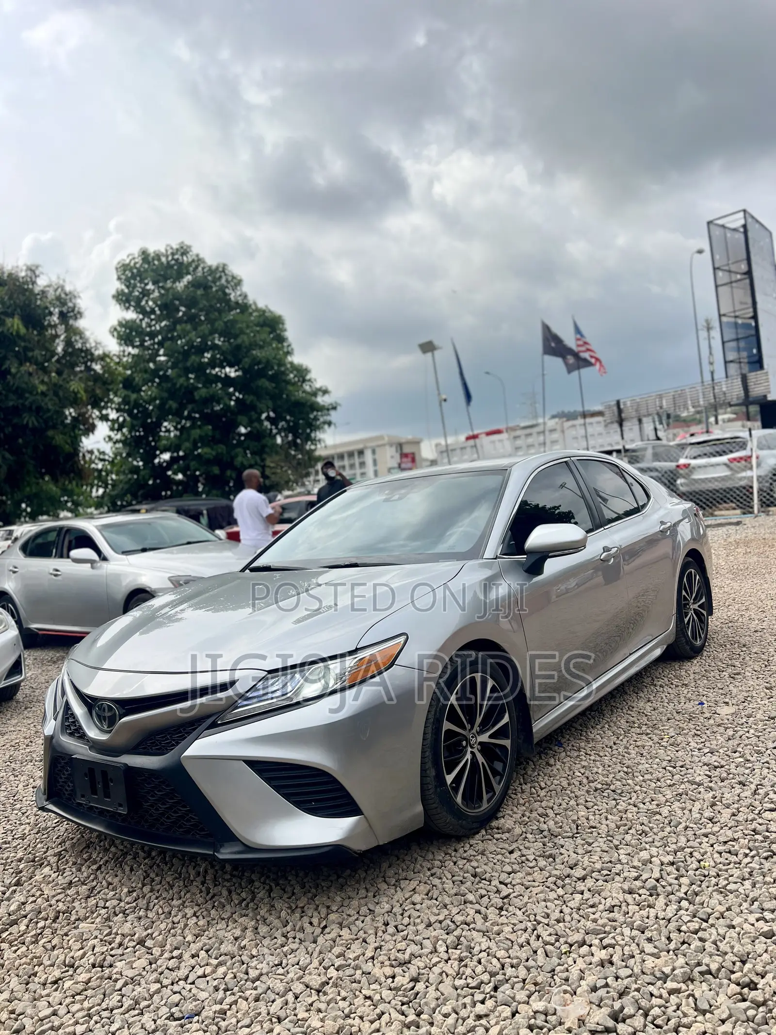 Toyota Camry 2019 Silver