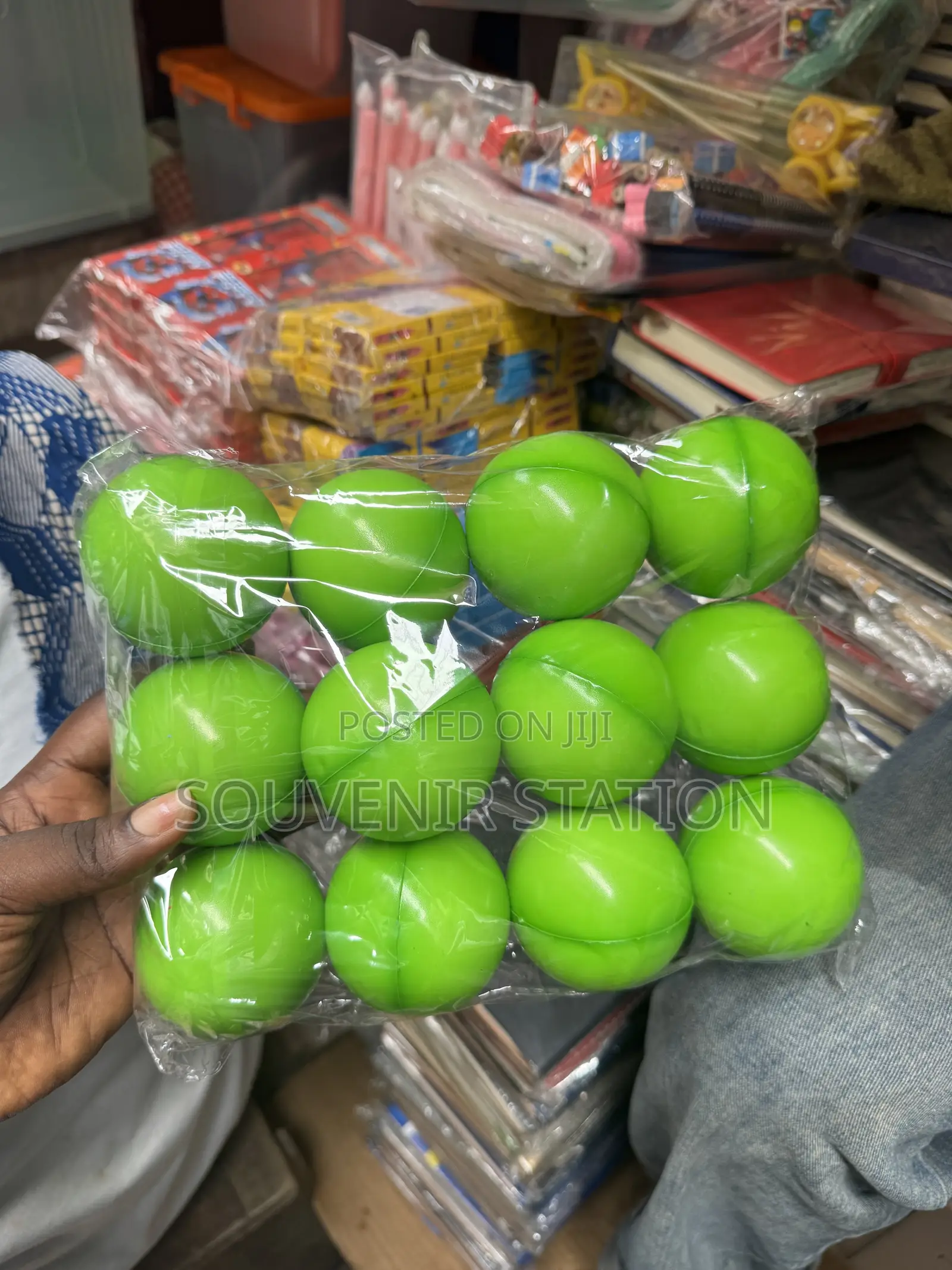 6.3cm Plain Foam Stress Ball X 12