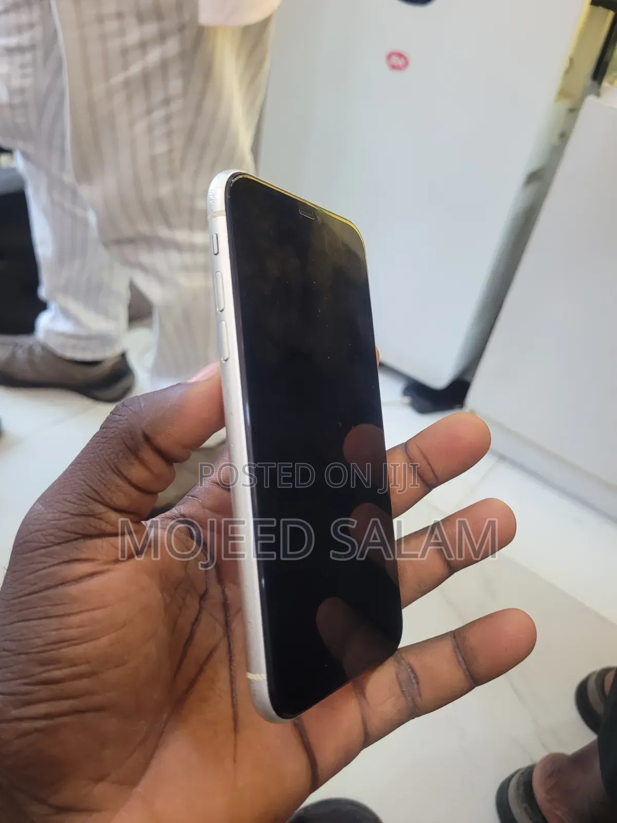 Apple iPhone 11 64 GB White