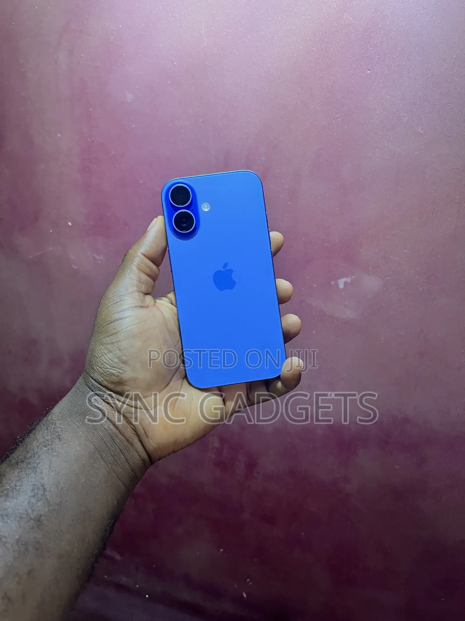 New Apple iPhone 16 128 GB Blue