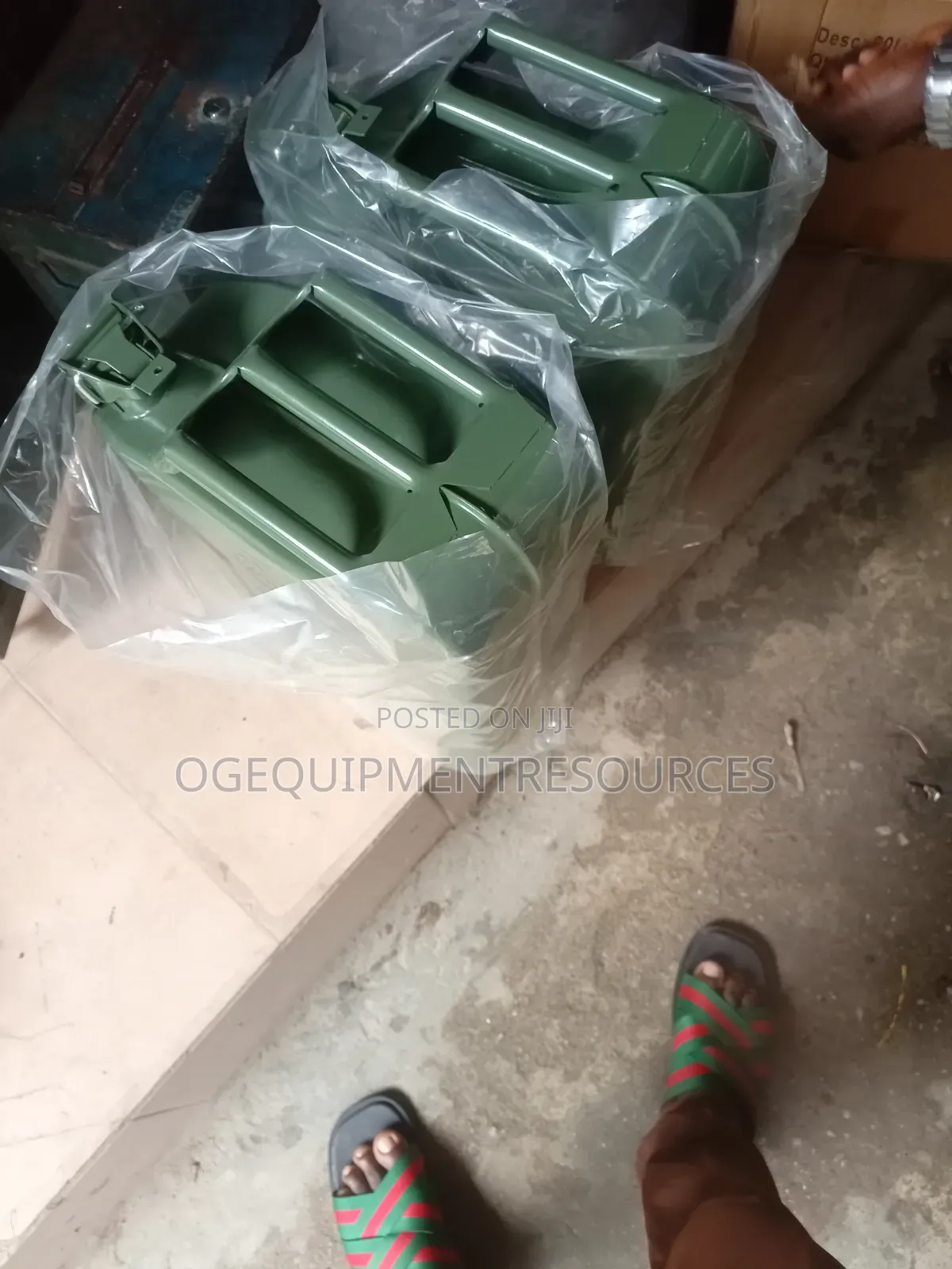 20-Liter Metal Army Jerry Can